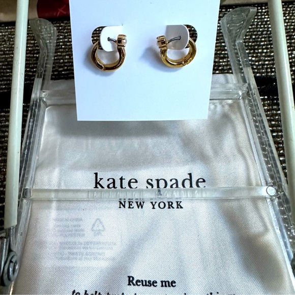 ✨LOW START✨kate spade Gold and White Earrings - Picture 3 of 6
